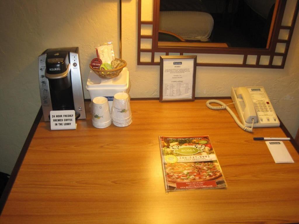 Travelodge By Wyndham Seattle By The Space Needle Екстериор снимка