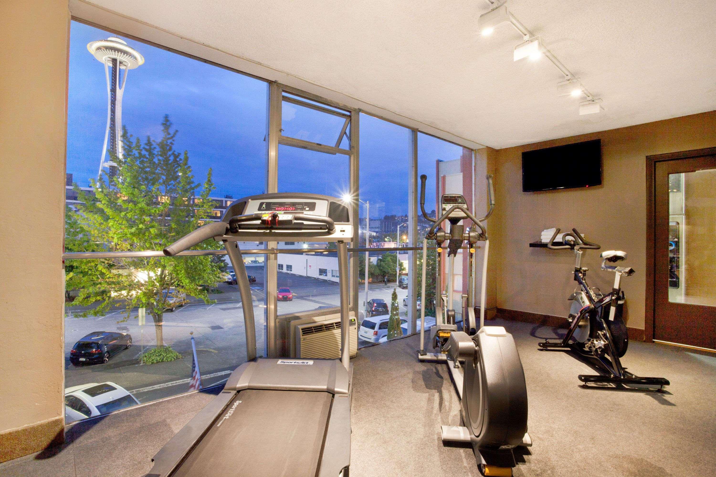 Travelodge By Wyndham Seattle By The Space Needle Екстериор снимка
