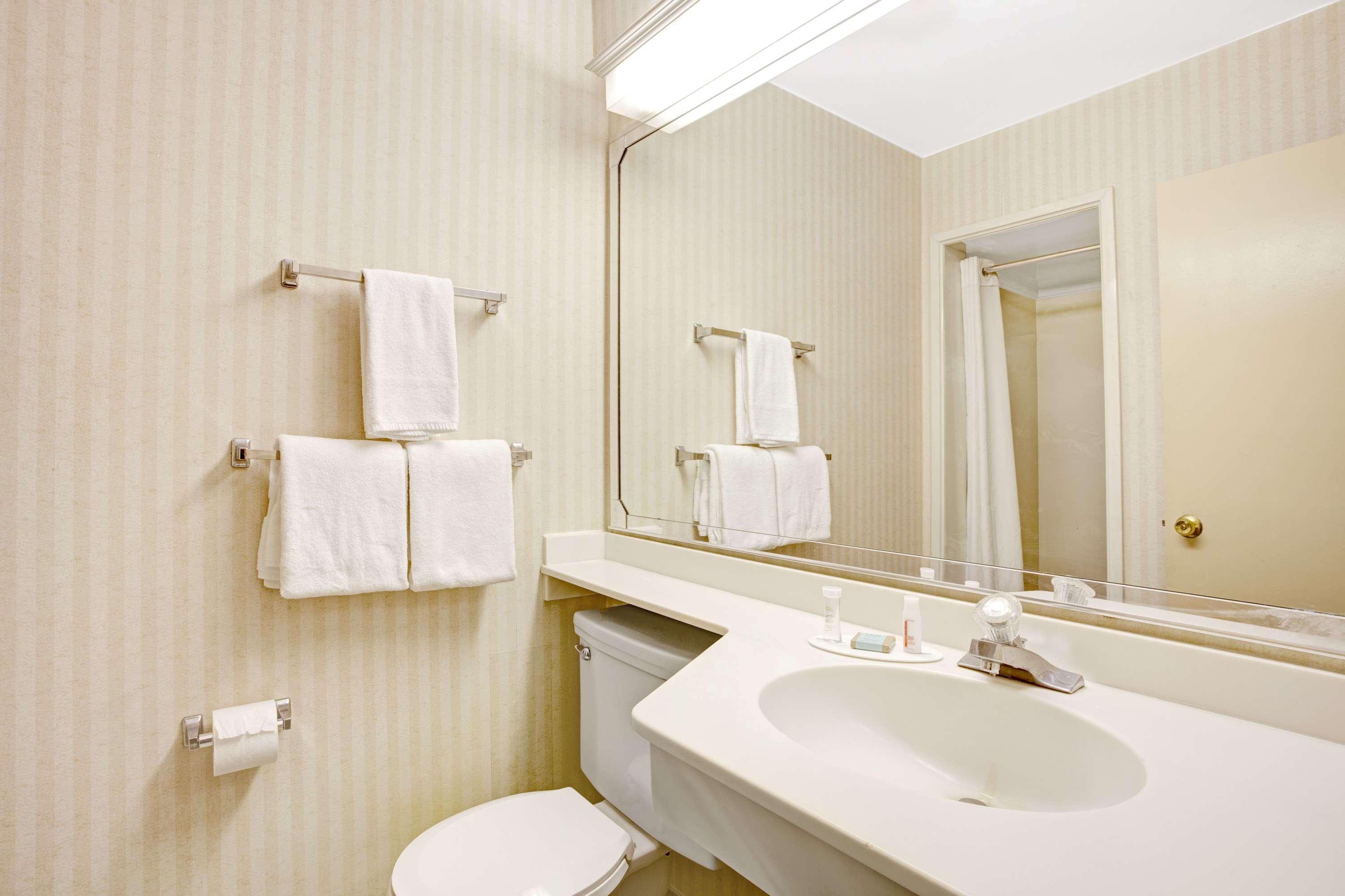 Travelodge By Wyndham Seattle By The Space Needle Екстериор снимка