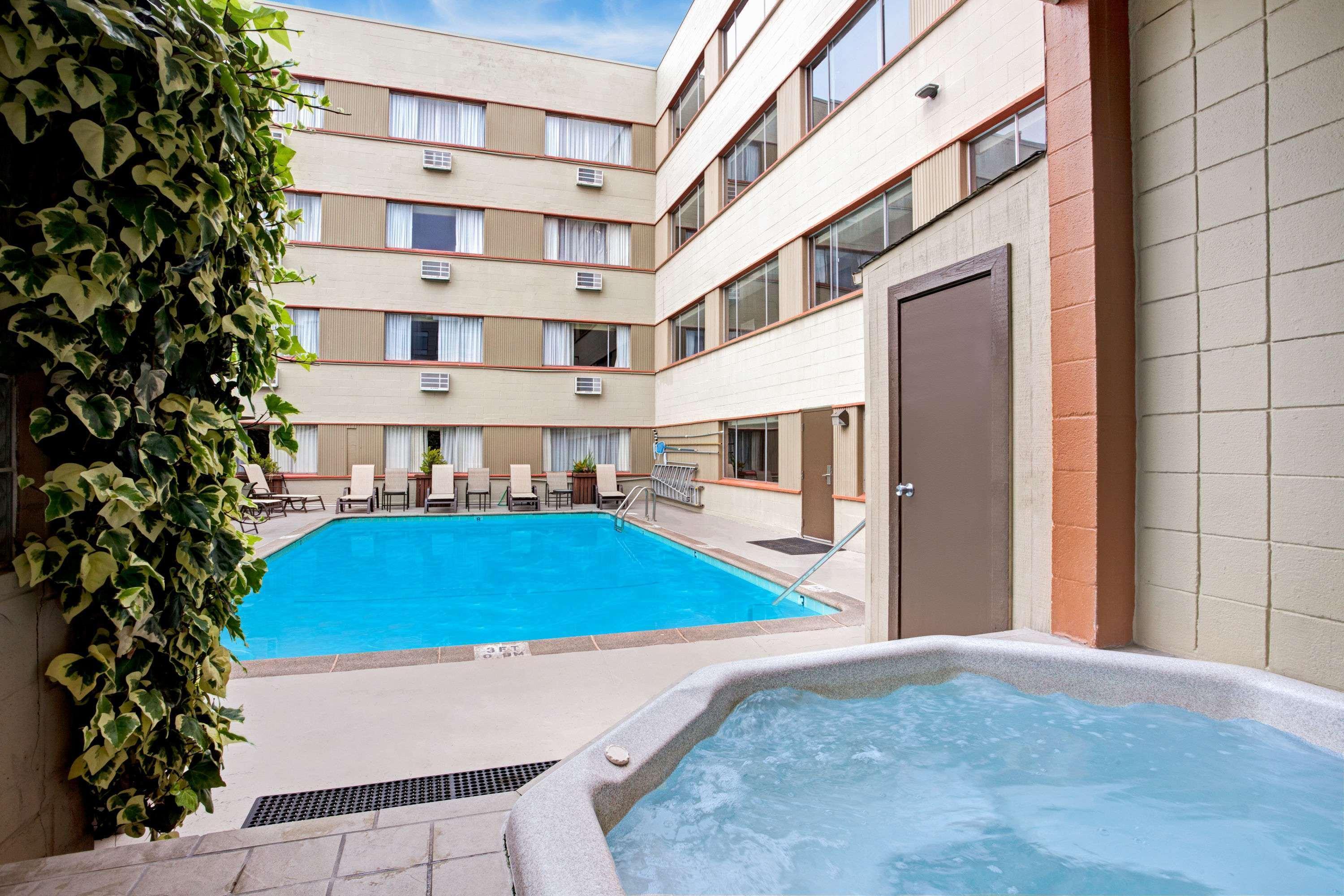 Travelodge By Wyndham Seattle By The Space Needle Екстериор снимка